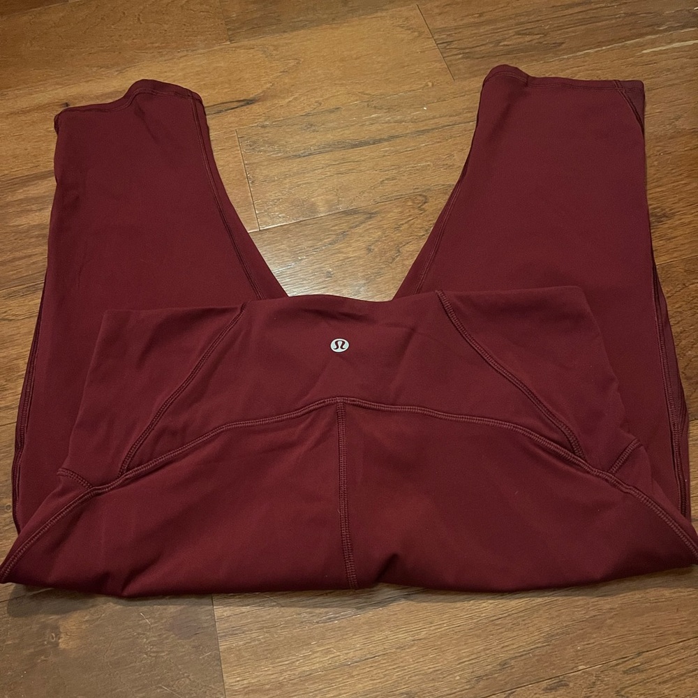 Lululemon Athletica leggings size 10 it is maroon
